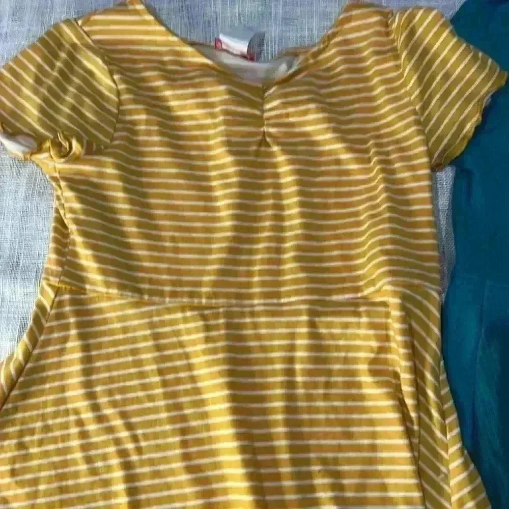 SET OF TWO GIRLS DRESSES IN YELLOW AND TEAL